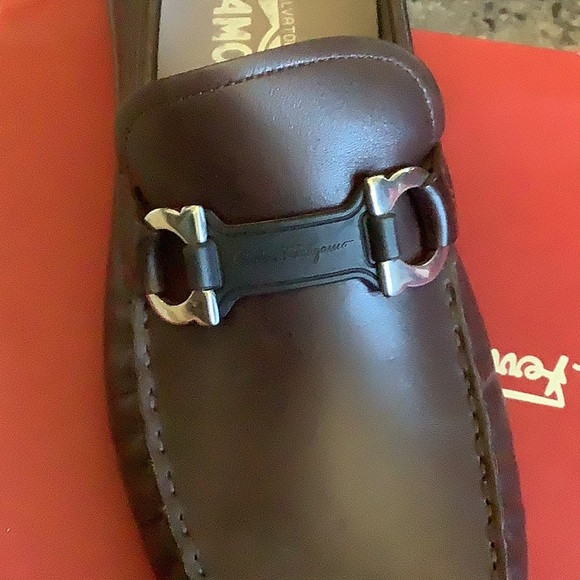 Nwt Salvatore Ferragamo Tasby Leather 